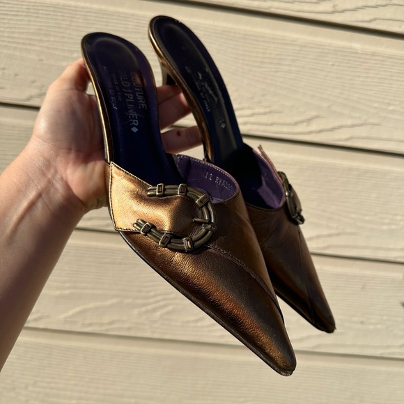 Donald Pliner Pointed Toe Mule ⭐️ - Picture 6 of 7